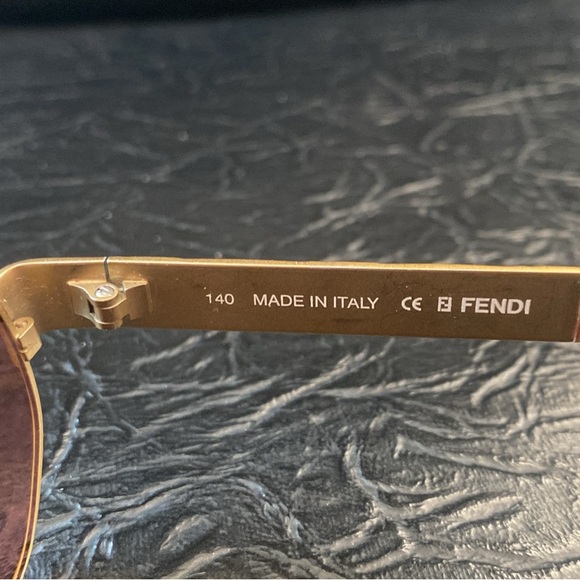 Vintage 90’s Fendi Gold Sunglasses - Picture 3 of 8